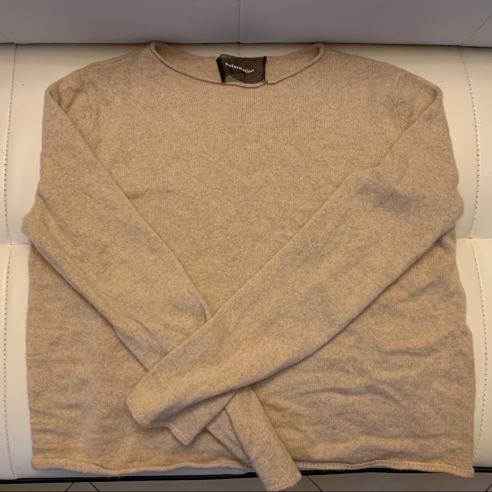 Reformation Cashmere crew sweater